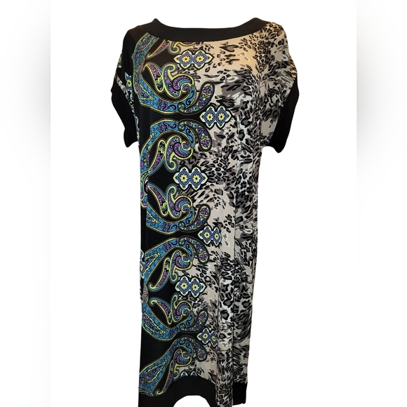 Tiana B. Dresses & Skirts - NWT Tiana B Dress